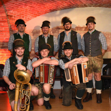 Poscha und die Musikanten aus dem Salzkammergut - Veranstaltungen auf Schloss Höch in Flachau